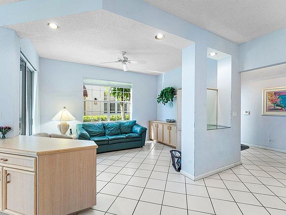3rd image of 5160 Lake Catalina Drive #C