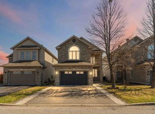 266 Trail Side Cir, Ottawa, ON K4A 5B1