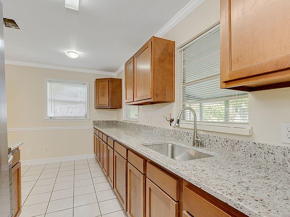 5th image of 3101 Purdom Dr