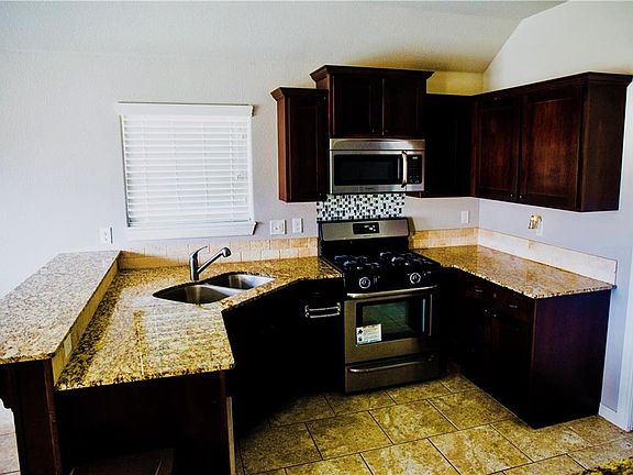 5th image of 3061 N Palm Harbor Ave