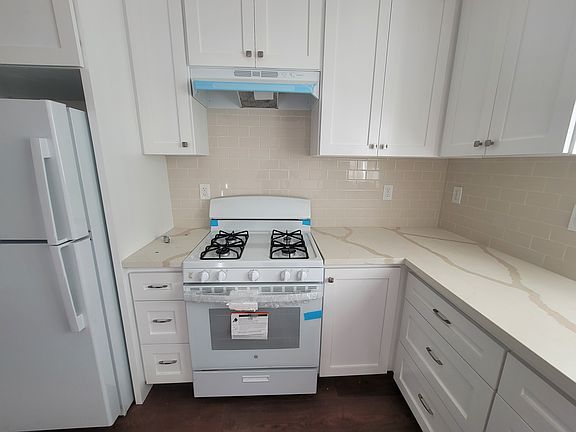 4th image of 1046 N Banning Blvd #1048