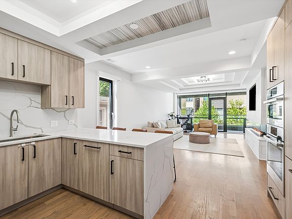 5th image of 1857 N California Ave #2