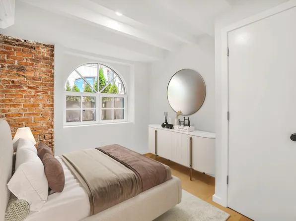 2 West 16th Street image 5 of 6