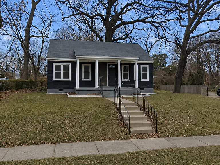 797 Crockett St — Photo 1