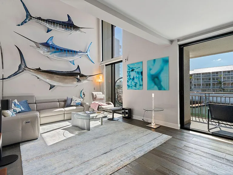 16 Portside Dr #16C — Photo 47