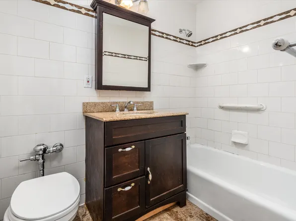 89-40 151st Avenue image 11 of 14