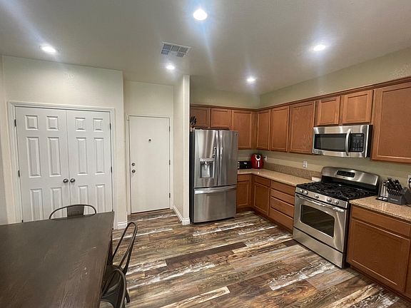5th image of 10557 Cliff Lake St