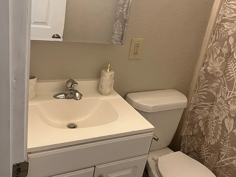 Full bath