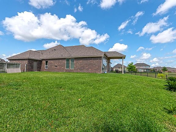 4th image of 9419 Vista Falls Ct