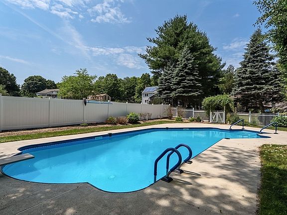 4th image of 98 Fitzpatrick Rd