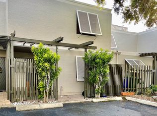 11234 NW 14th Ct, Pembroke Pines, FL 33026