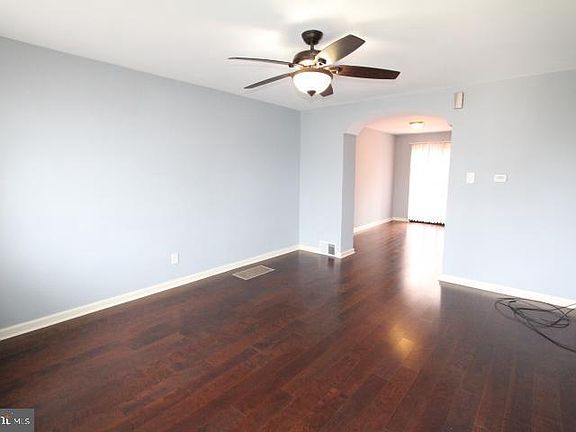 5th image of 5921 Summerdale Ave
