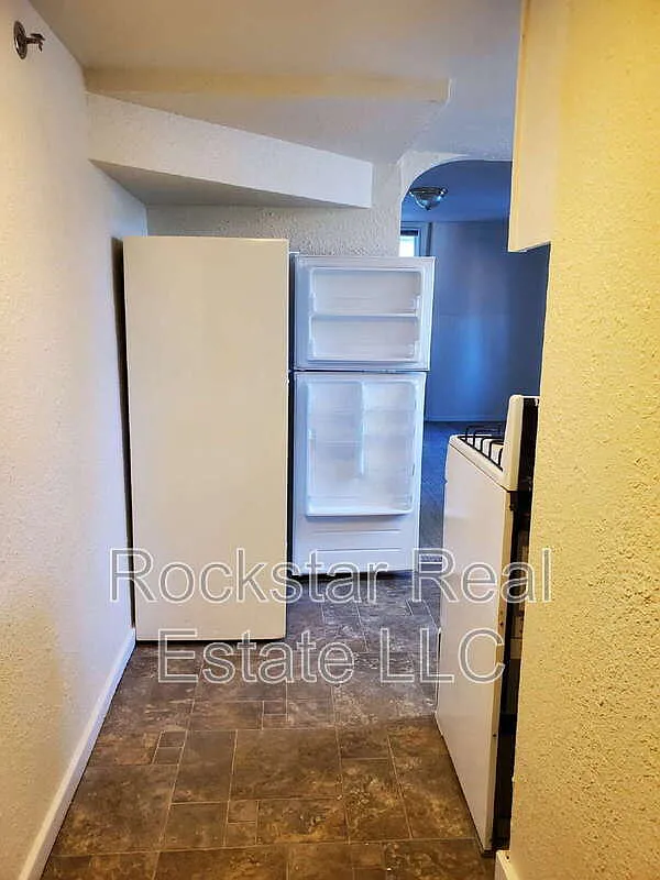 1 bed, 1.0 bath, $1,450 — Photo 2