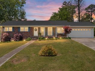 2556 Fleetway Dr, Vestavia Hills, AL 35226