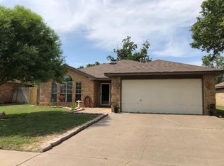 5708 95th St, Lubbock, TX 79424