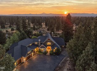 20100 Starfire Ridge Ct, Bend, OR 97702
