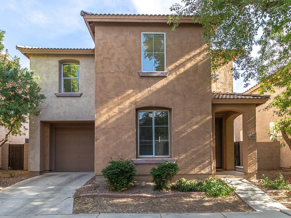 1st image of 3027 S 101st Dr