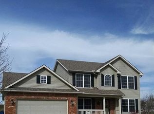 1326 Willow Chase Cir, Springfield, OH 45502