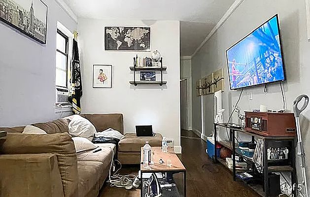 1st image of 478 3rd Ave APT 2C