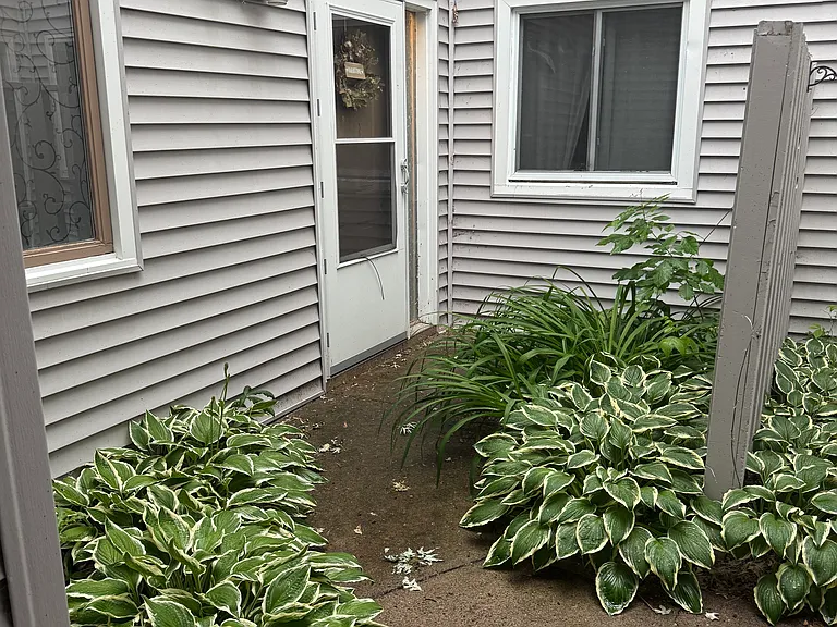 890 120th Ln NW — Photo 2