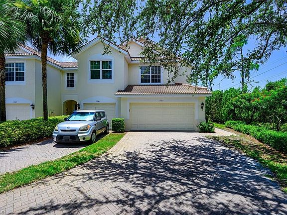 2nd image of 1277 Oxford LN #225