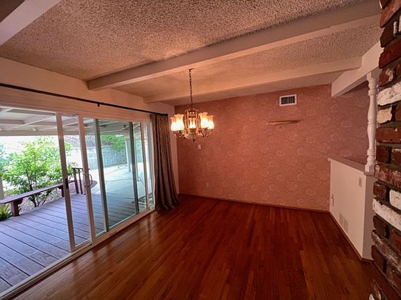 5th image of 6280 Broadmoor Dr