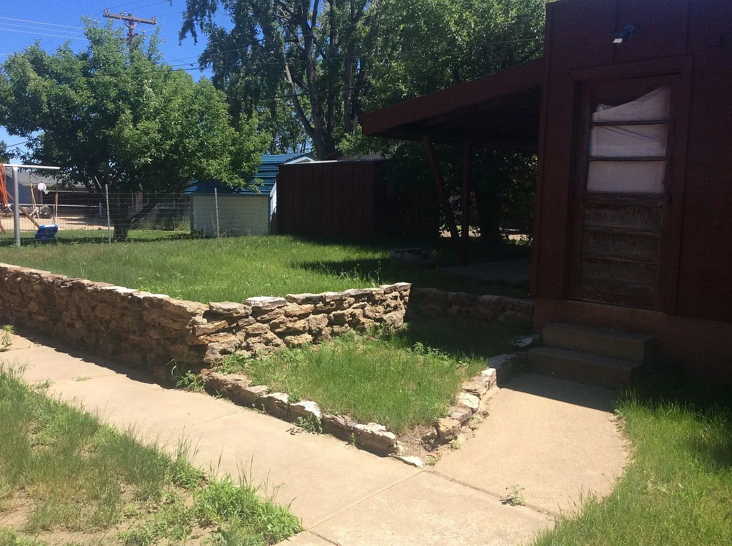 Charming 3 bedroom, 2.5 bath Single Family house — Photo 4