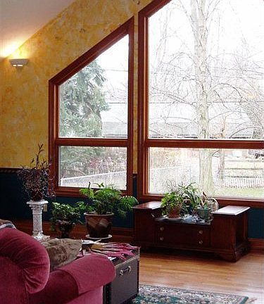 2nd image of 6576 Edward St
