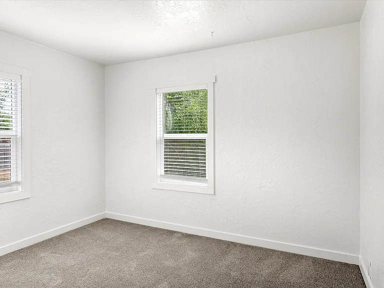3568 Orchard Ave — Photo 14