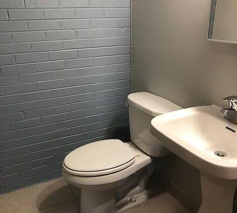3rd image of 214 Circle Ave APT 208