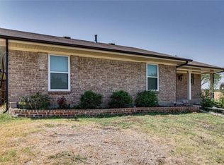 1102 Montclair Dr, Garland, TX 75040