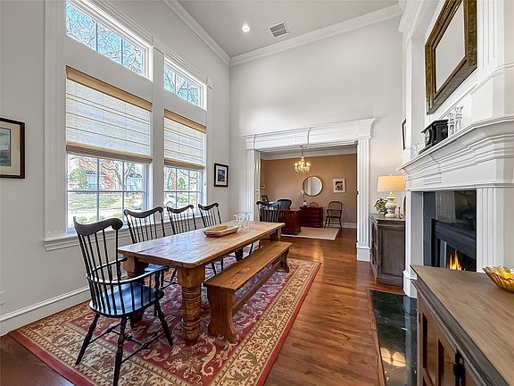 4th image of 4206 Pinecreek Dr