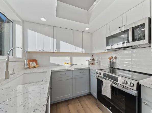 2594 Betsy St, Sparks, NV 89431