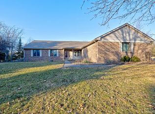 10115 County Line Rd, Ortonville, MI 48462