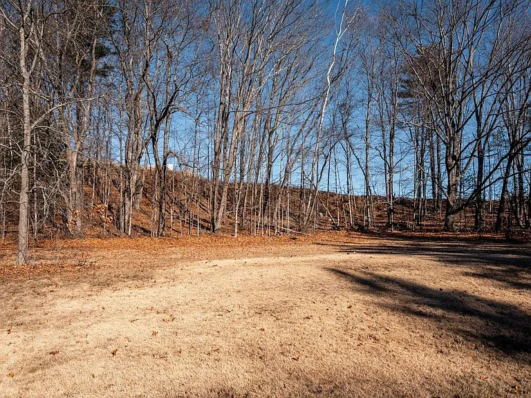 45 Weare Rd — Photo 36