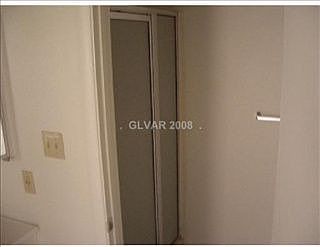 4th image of 6005 San Fernando Dr