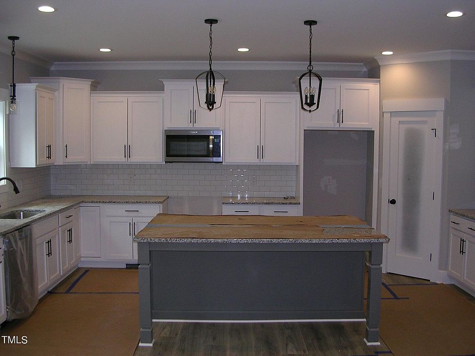 341 Hampshire Ct Four Oaks NC Zillow