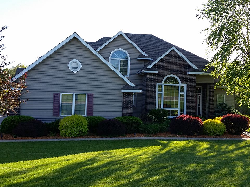 1st image of 809 Fox Run Dr