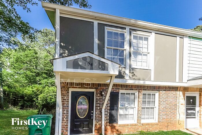 1st image of 794 Glynn Oaks Dr