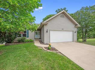 200 Fiddlecreek Ridge Rd, Wentzville, MO 63385