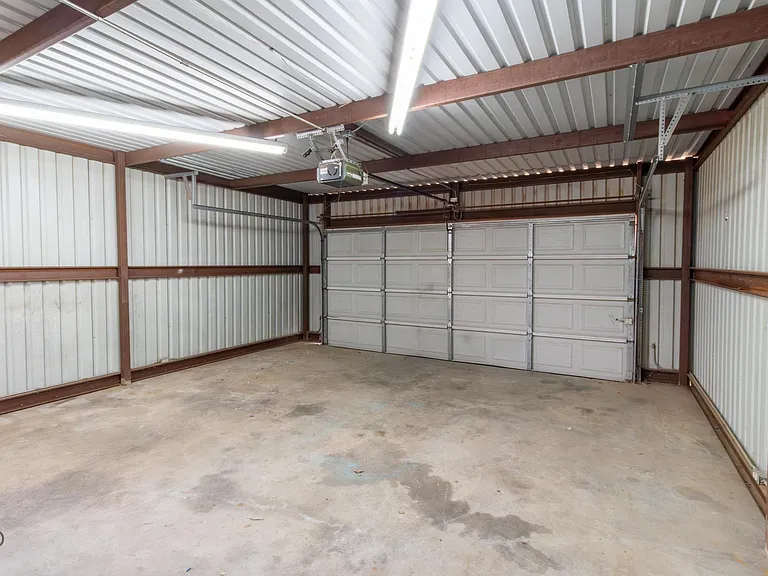 1303 Mockingbird St — Photo 21
