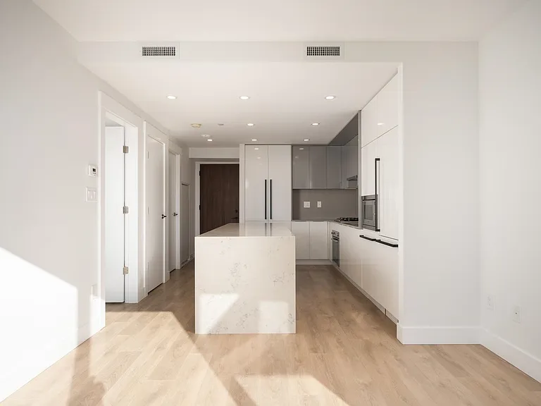 4711 Hazel St #1206 — Photo 5