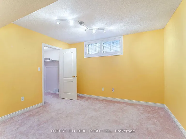 198 Homewood Ave #BASEMENT — Photo 9