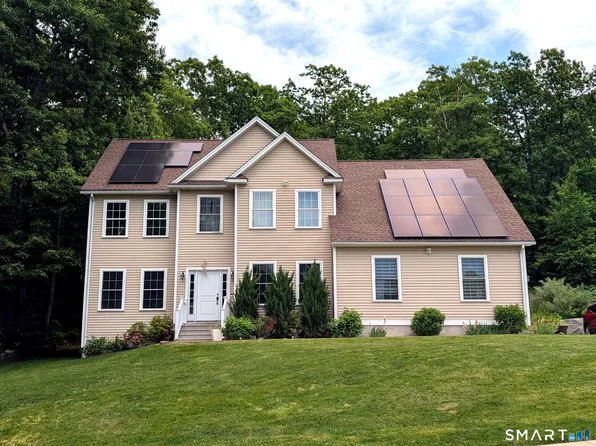 79 High Ledge Circle, Manchester, CT 06040