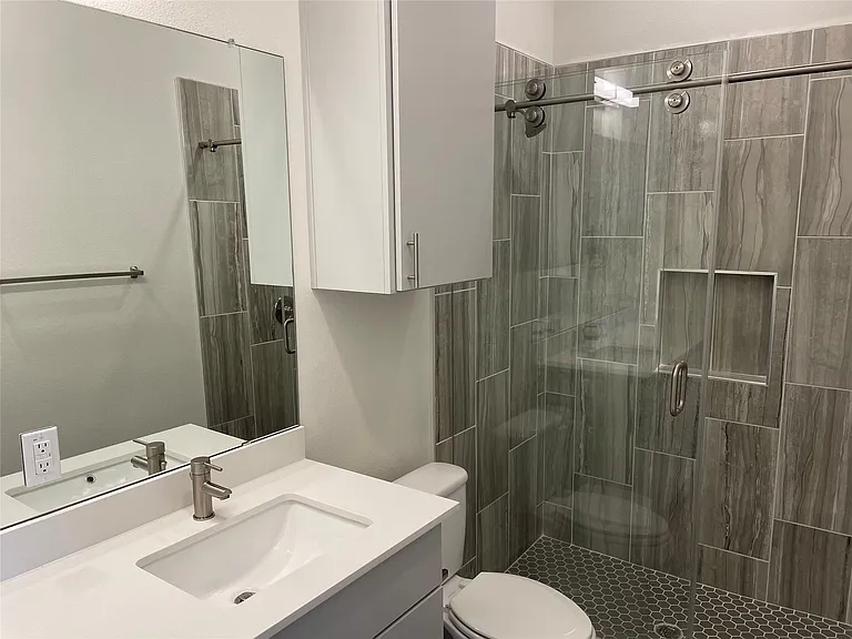 6901 Carver Ave #1 — Photo 15