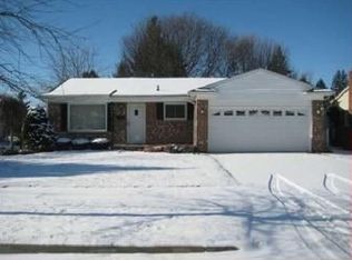 8921 Melvin St, Livonia, MI 48150