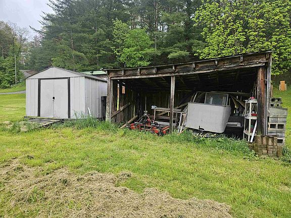 3rd image of 12094 Little Creek Hwy