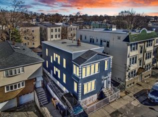 202 22nd St #2, Irvington, NJ 07111