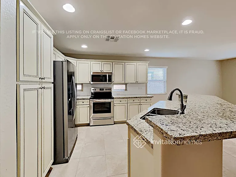 2565 E Southern Ave #66 — Photo 6