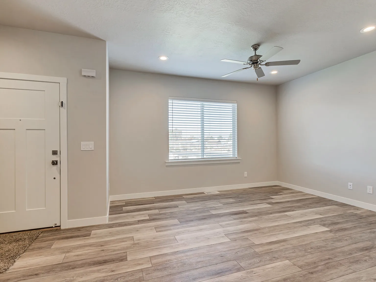 808 S 1710 E - HC - 1 — Photo 2